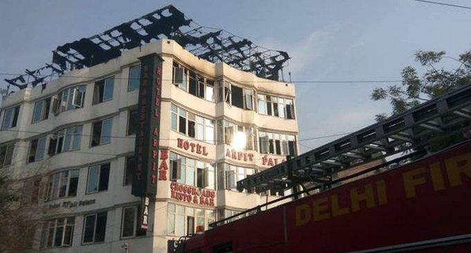 17 Killed in massive fire at New Delhi hotel