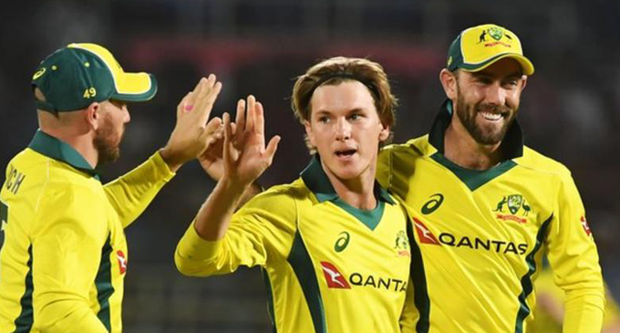 Australia edge to thrilling T20 win over India Australia edge to thrilling T20 win over India