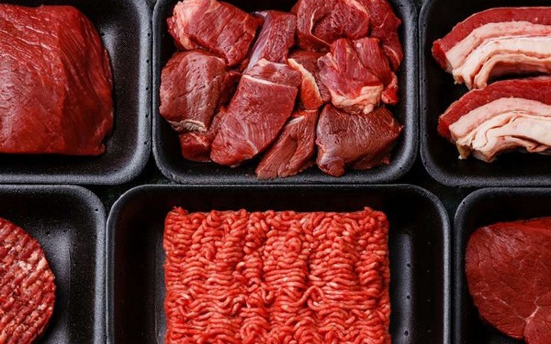 “Animal-based proteins put men at a greater risk,” points Study