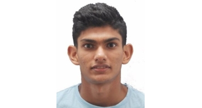 Buwaneka topples national champ Dinuka in men’s singles semis Buwaneka topples national champ Dinuka in men’s singles semis