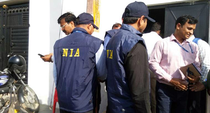 Indian Police raid IS cell with links to Sri Lanka bombing mastermind Indian Police raid IS cell with links to Sri Lanka bombing mastermind