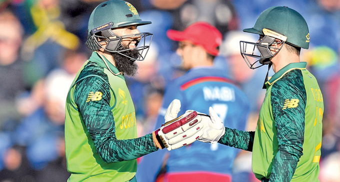South Africa beat Afghanistan to keep World Cup hopes alive