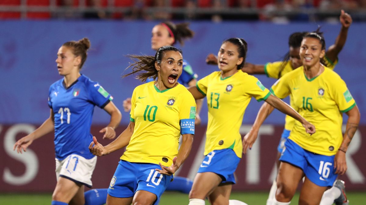 Marta becomes World Cup Finals leading scorer as Brazil join Italy in last 16