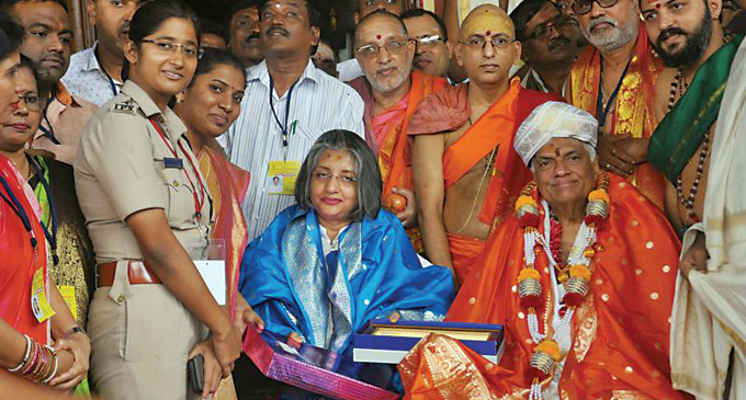 Prime Minister offers prayers at Kollur Temple