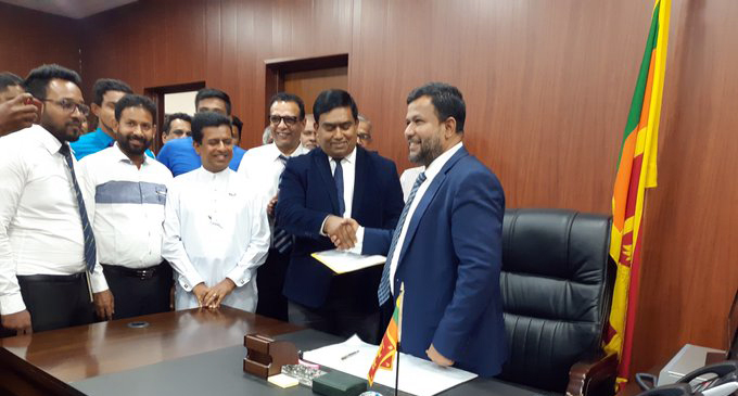 Rishad Bathiudeen reassumes duties as Cabinet Minister of several key Ministries