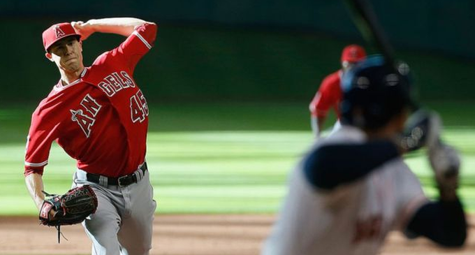 Tyler Skaggs: Los Angeles Angels pitcher dies aged 27 Tyler Skaggs: Los Angeles Angels pitcher dies aged 27