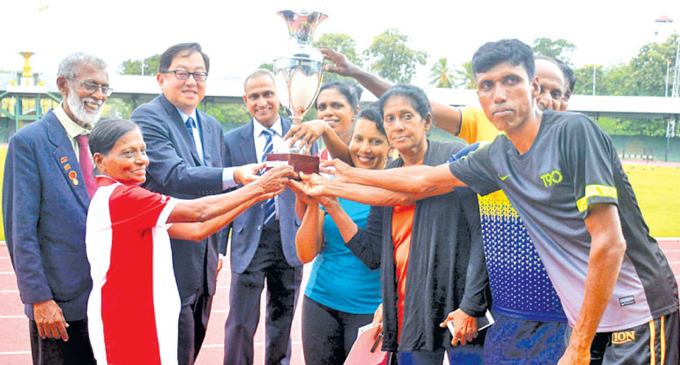 Colombo, Gampaha dominate Masters Athletics