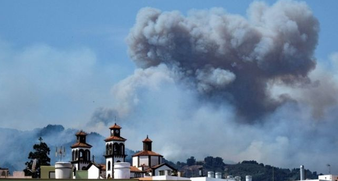 Gran Canaria: Wildfires displace 4,000 on holiday island