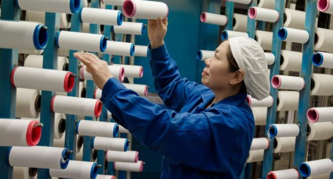 Trump delays tariff hikes on Chinese goods ahead of talks Trump delays tariff hikes on Chinese goods ahead of talks