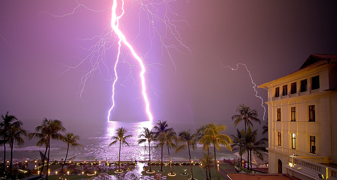 Evening thundershowers to lash Sri Lanka