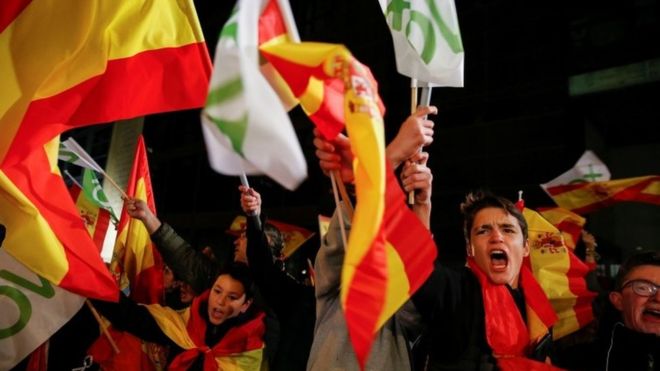 Spanish elections: Socialists win amid far right surge – [IMAGES]