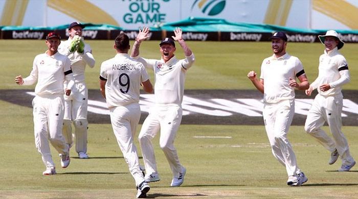 England dismiss South Africa’s top three batsmen England dismiss South Africa’s top three batsmen