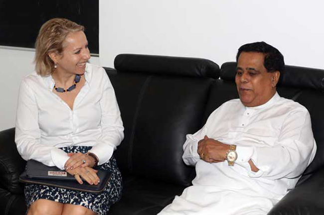 UK pledges to support prison reforms in SL