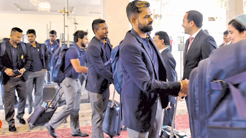 Lankan cricketers arrive in Pakistan amid tight security