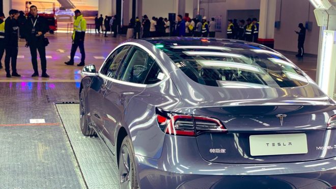 Tesla delivers its first ‘Made in China’ cars