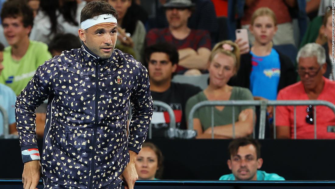 Tennis star turns heads with bold tracksuit choice