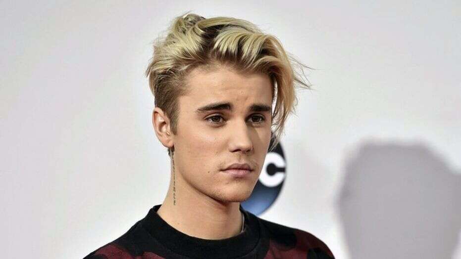 Justin Bieber: Singer reveals he has Lyme disease Justin Bieber: Singer reveals he has Lyme disease