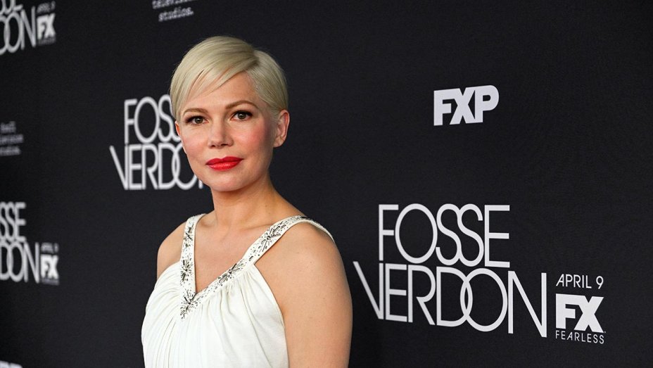Michelle Williams is engaged and expecting with director Thomas Kail