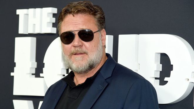 Russell Crowe sends fires climate message to Golden Globes Russell Crowe sends fires climate message to Golden Globes