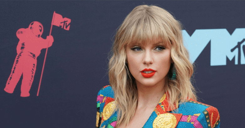 Taylor Swift reveals that her Mom has been diagnosed with a brain tumor