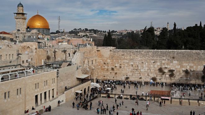 Jerusalem: Jordan condemns Israeli Western Wall railway plan