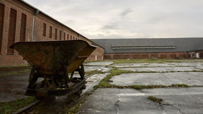 US orders deportation of former Nazi camp guard to Germany US orders deportation of former Nazi camp guard to Germany