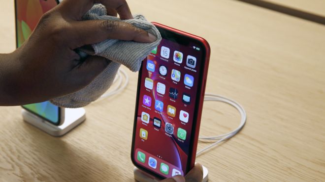 Apple hit with record €1.1bn fine in France