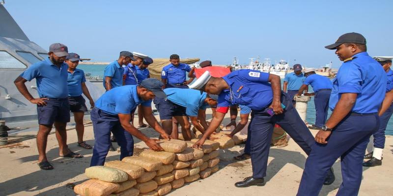281kg of Kerala marijuana found in seas off Jaffna 281kg of Kerala marijuana found in seas off Jaffna