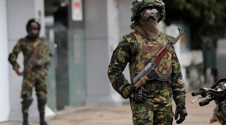 Police curfew extended to contain spread of coronavirus Police curfew extended to contain spread of coronavirus