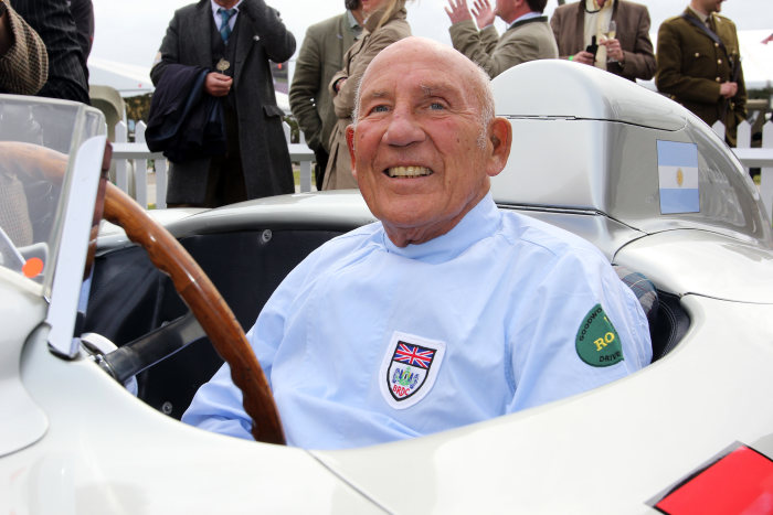 Motor racing legend Sir Stirling Moss dies