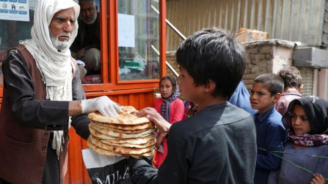 Coronavirus: Six killed in clashes at food aid protest Coronavirus: Six killed in clashes at food aid protest
