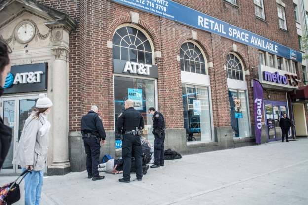 New York officials refuse to prosecute social distancing violations New York officials refuse to prosecute social distancing violations