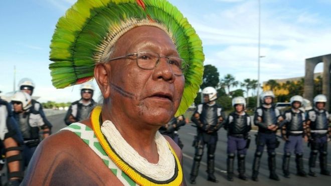 Paulinho Paiakan: Amazon indigenous chief dies of coronavirus