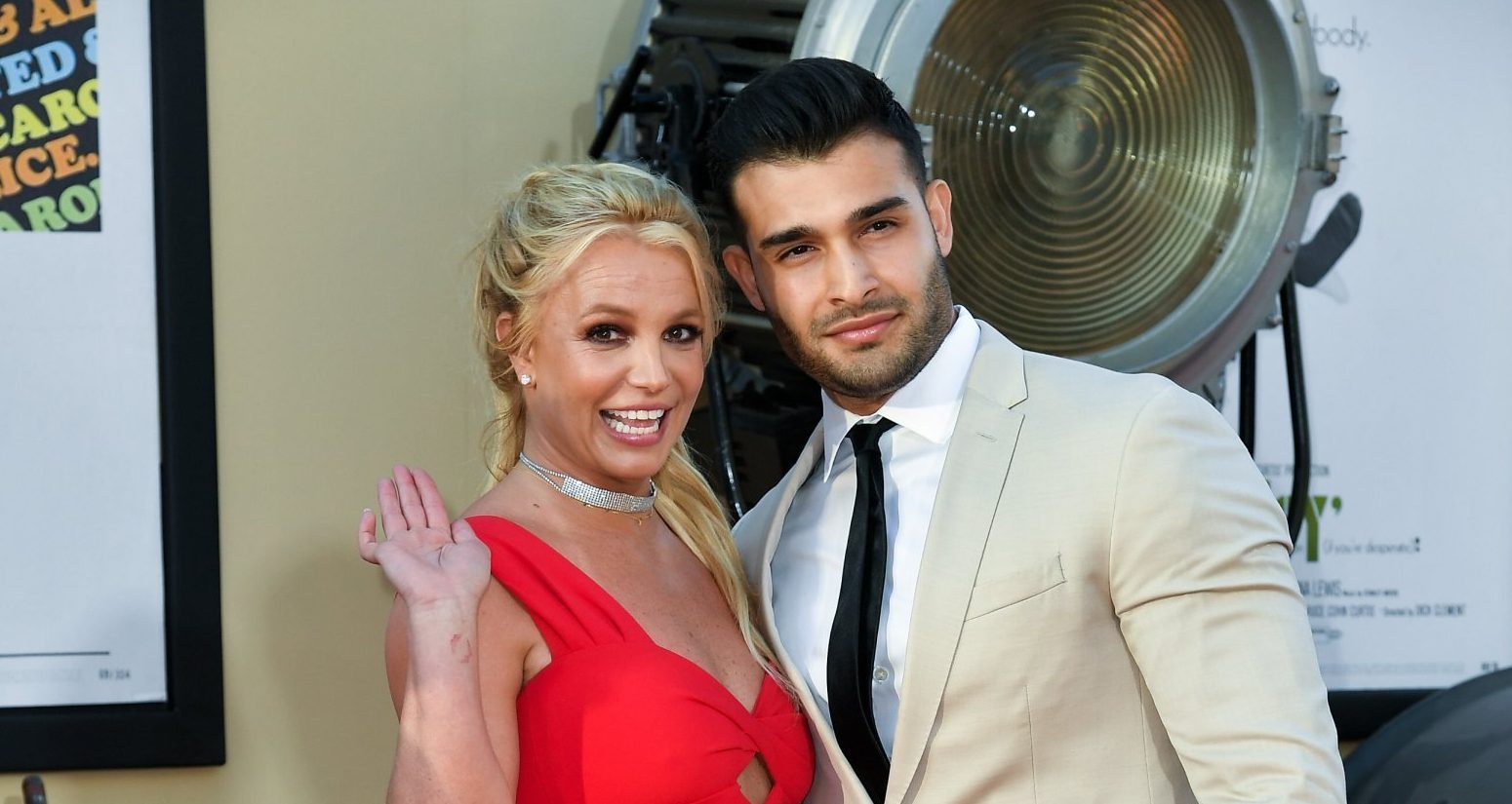 Britney Spears goes on beach trip with boyfriend Sam Asghari wearing mask