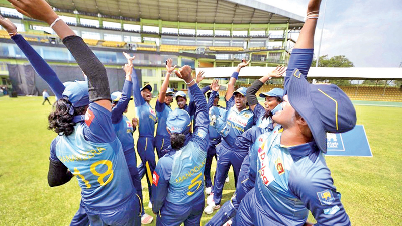 SLC set to appoint Mahesh Weerasinghe as Women’s Head Coach SLC set to appoint Mahesh Weerasinghe as Women’s Head Coach