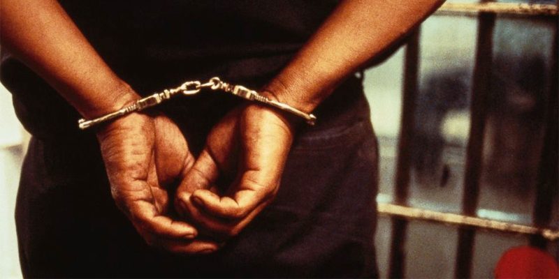 OIC of Police Garage in Ampara arrested