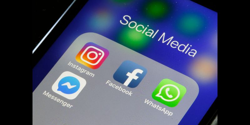 Election observers to monitor social media