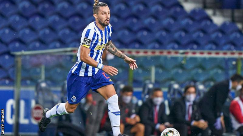 Man Utd in talks with Porto over Telles Man Utd in talks with Porto over Telles