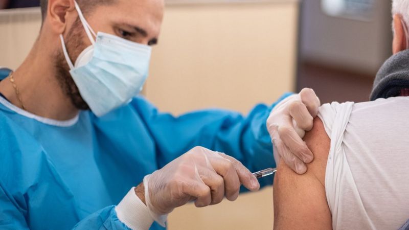 Major COVID vaccine trial starts in UK