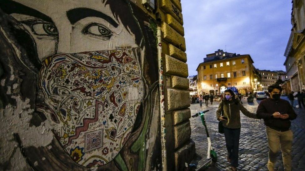 Italy to shut shops and schools amid infection spike