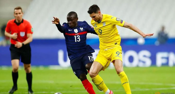 World Champions France held by Ukraine in qualifying World Champions France held by Ukraine in qualifying