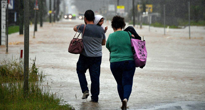 More Sydney areas told to evacuate over flooding