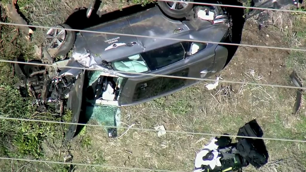 Police determine cause of Woods crash Police determine cause of Woods crash