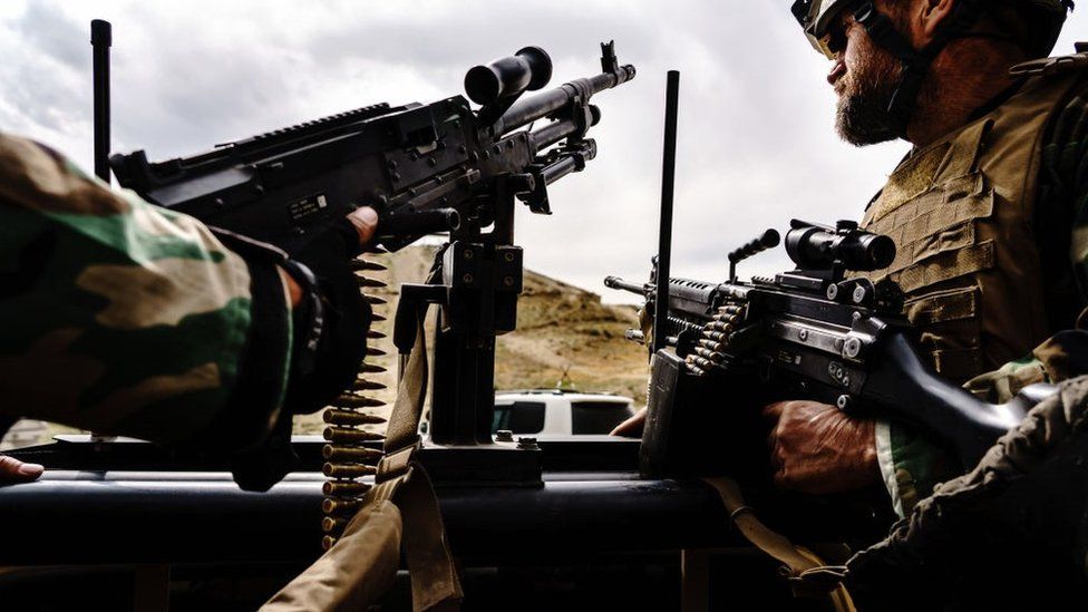 US sends warplanes to protect Afghan withdrawal