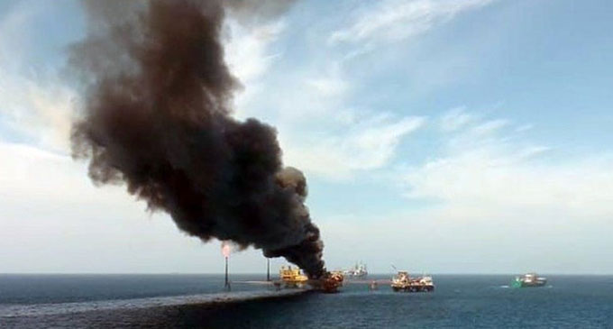 Fire at Mexican offshore oil platform kills five