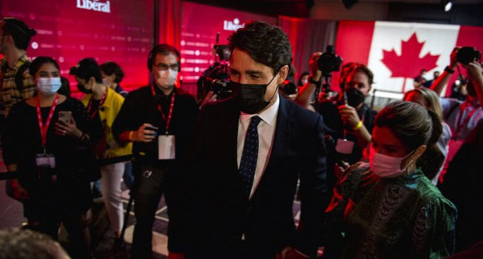 Justin Trudeau claims victory in Canada election
