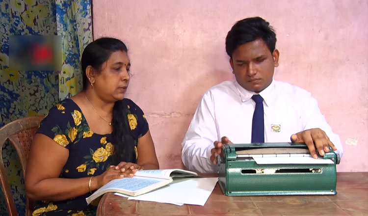 Visually impaired student overcomes hurdles, achieves academic excellence