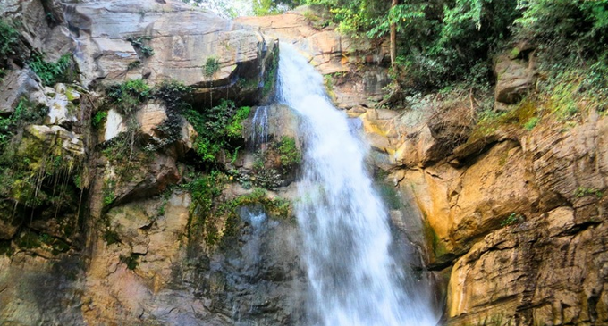 Ellawala waterfall temporarily closed for tourists Ellawala waterfall temporarily closed for tourists