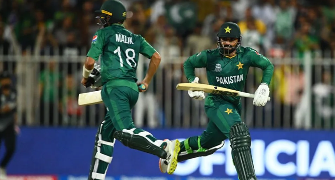 T20 World Cup: Pakistan beat New Zealand for second win in three days T20 World Cup: Pakistan beat New Zealand for second win in three days