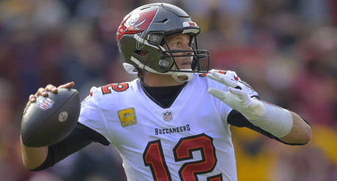 Brady aims to avoid first 3-game skid in nearly two decades Brady aims to avoid first 3-game skid in nearly two decades